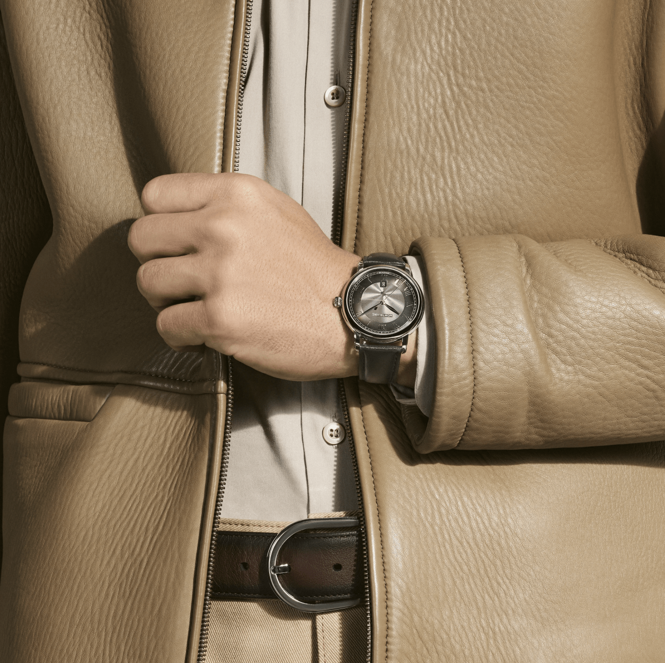 Screenshot 2025-06-19 alle 16.11.35 MONTBLANC STAR LEGACY AUTOMATIC DATE 42 MM Screenshot 2025-06-19 alle 16.11.35