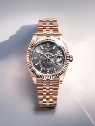 La collezione Rolex rolex-watches-sky-dweller-m336935-0008-portrait